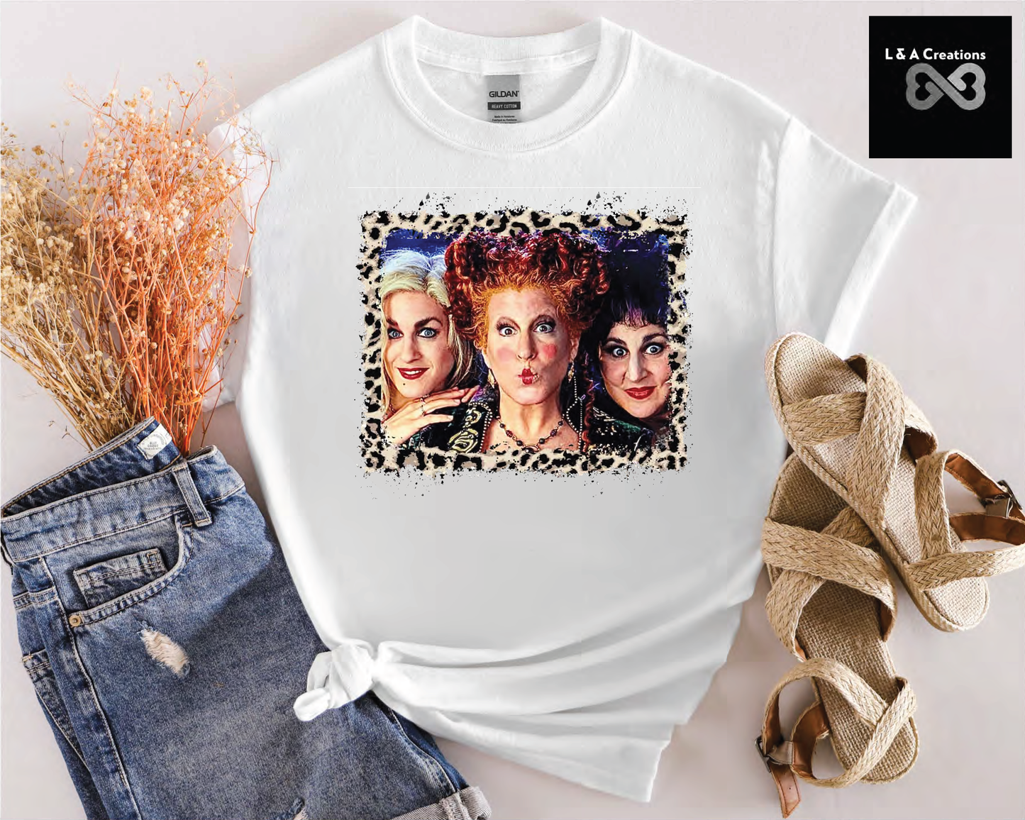 Halloween sisters- Short sleeve T-shirt