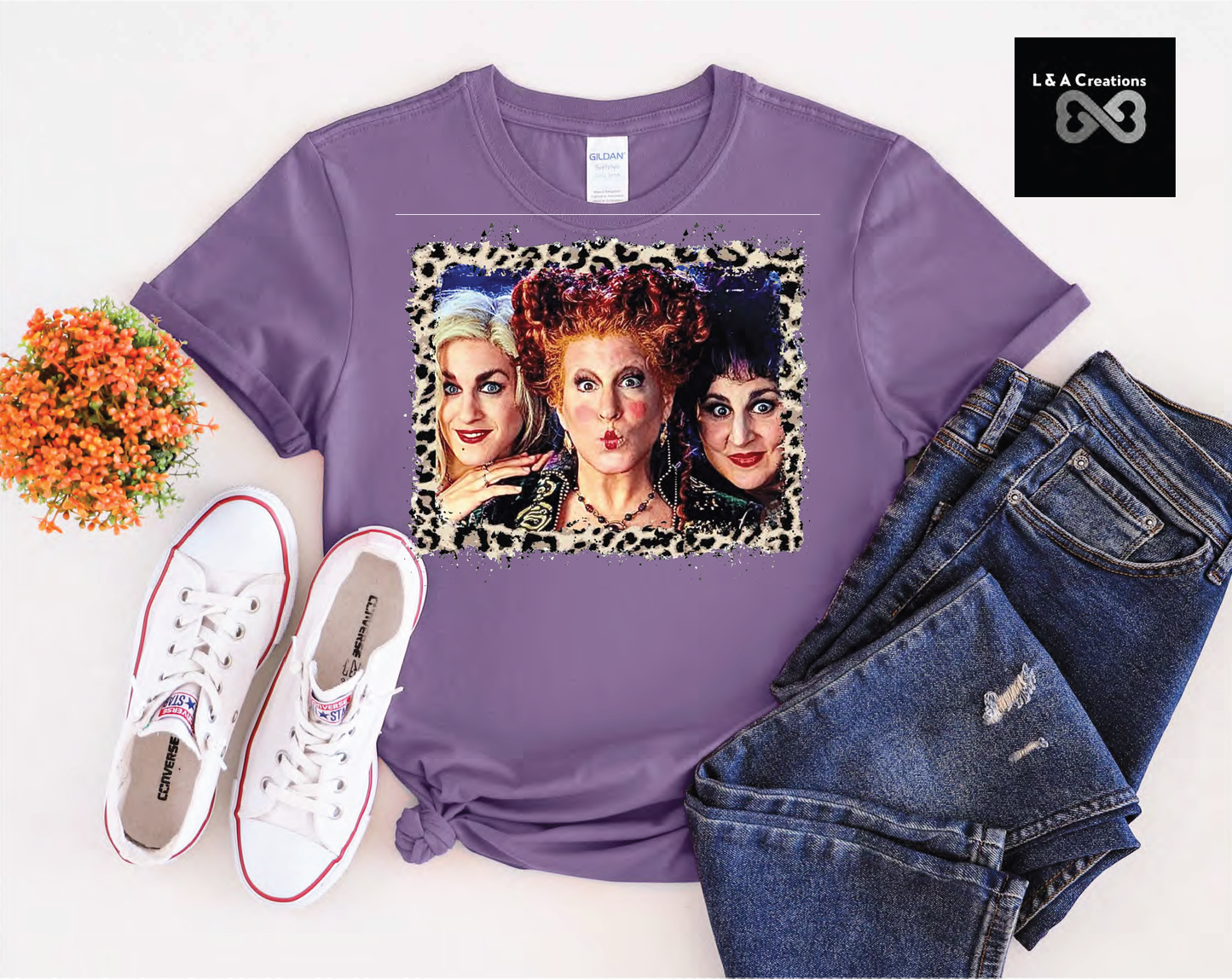 Halloween sisters- Short sleeve T-shirt