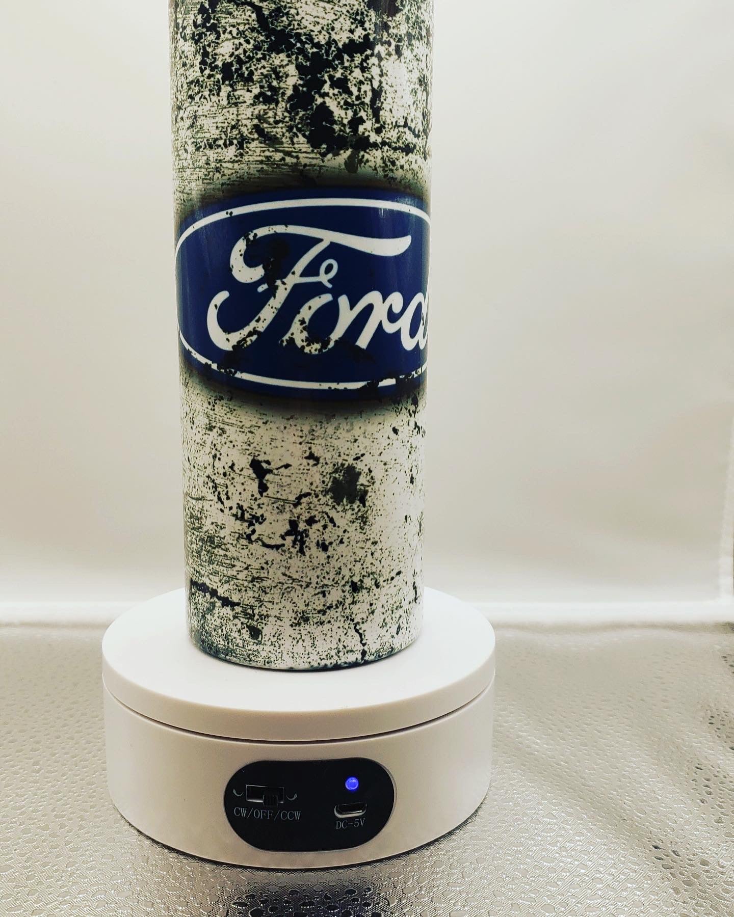 20oz Skinny tumbler distressed ford